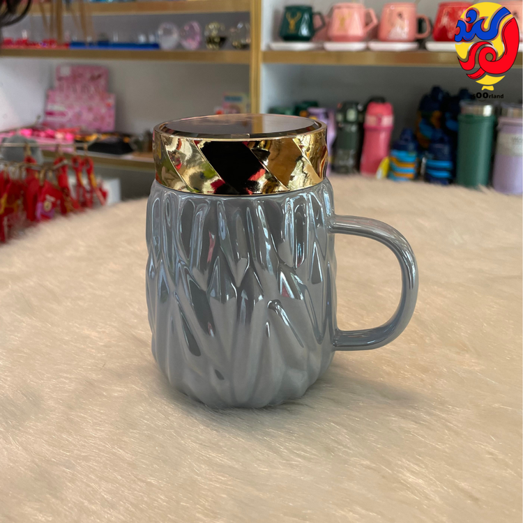 ماگ طرح نامنظم همراه درب آیینه ای