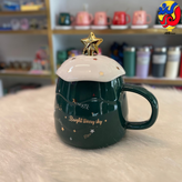 اگه دنبال یه هدیه خاص و متفاوت برای عزیزت میگردی، این ماگ با طرح ستاره دنبالهدار و ستاره طلایی، یه انتخاب عالیه که هم شیکه و هم پر از حس و حال خوب.