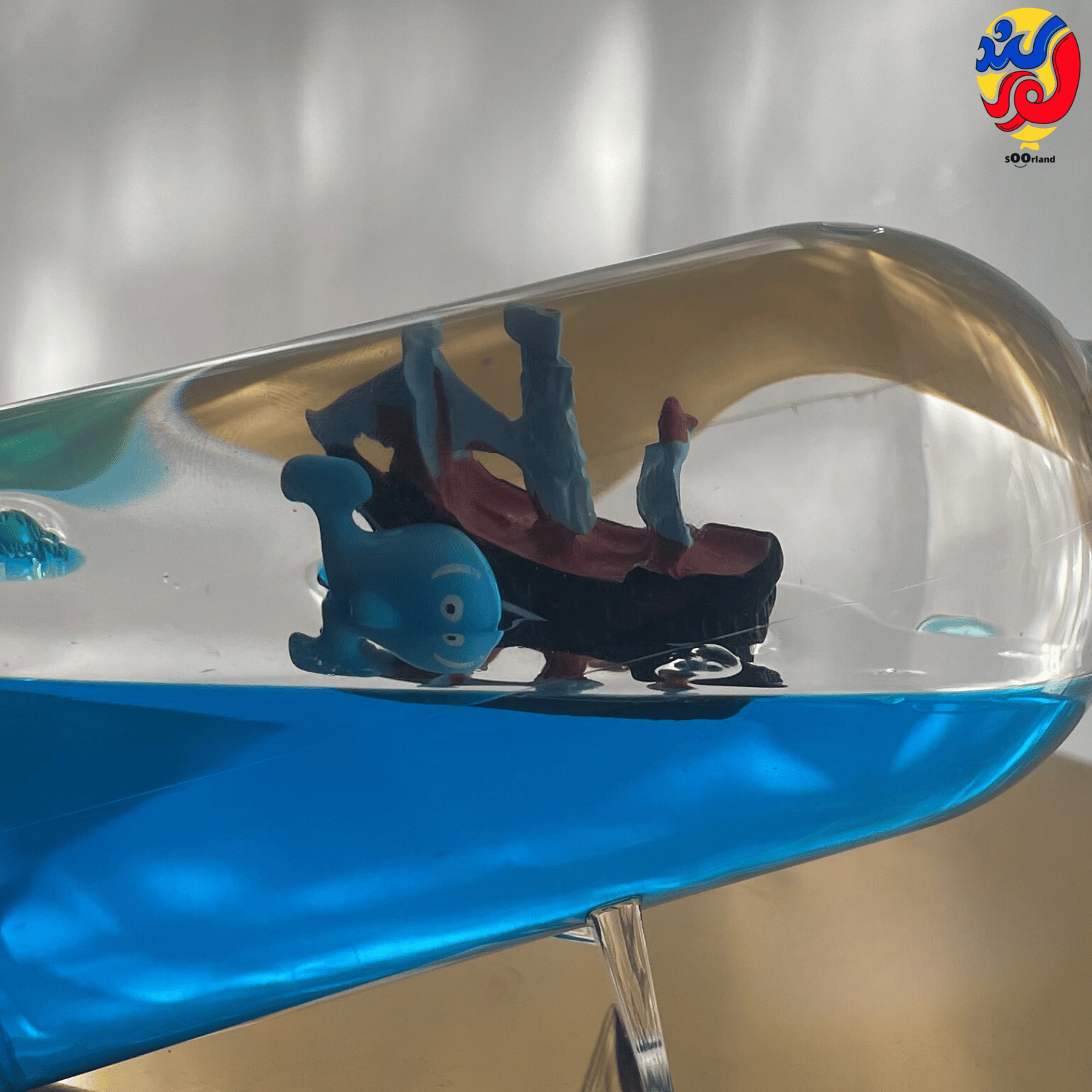 بطری دکوراتیو کشتی و نهنگ شناور