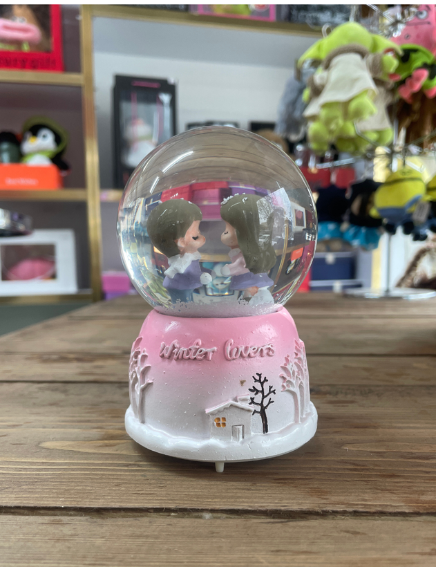 گوی موزیکال چراغدار طرح دختر و پسر سایز متوسط