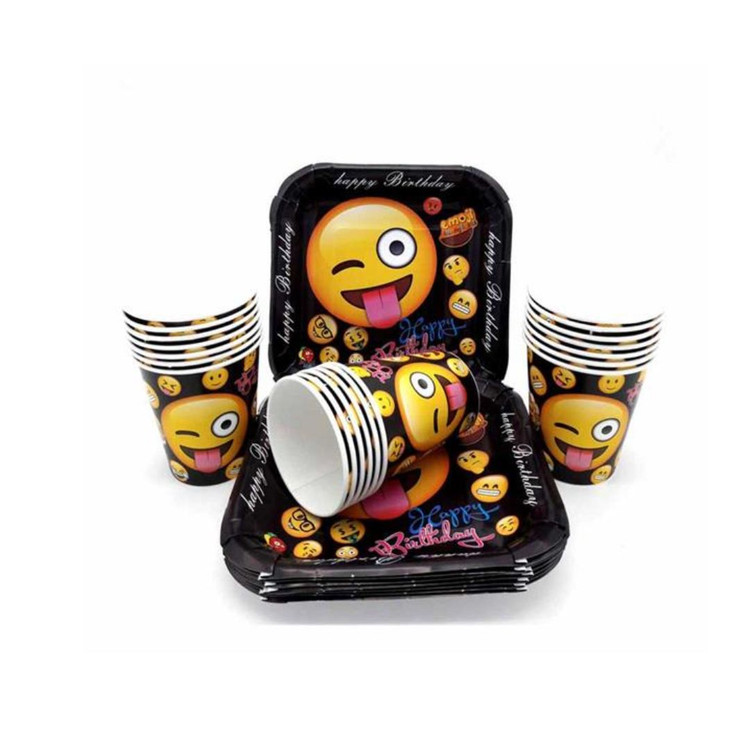بهترین قیمت و خرید پکیج تولد تم ایموجی 10 نفره | فروشگاه سورلند